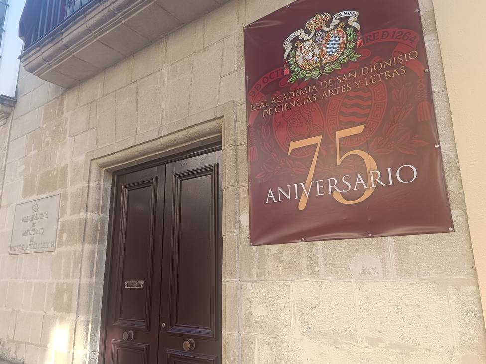 Fachada Academia San Dionisio