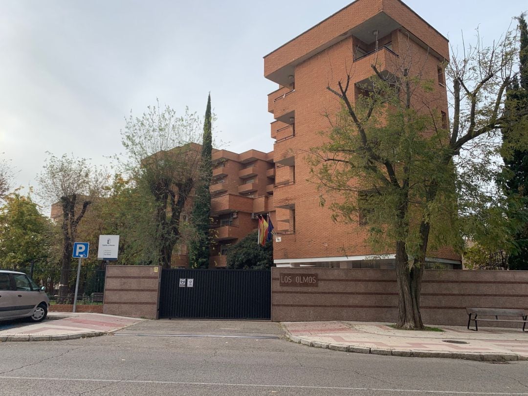 Entrada Residencia Los Olmos de Guadalajara