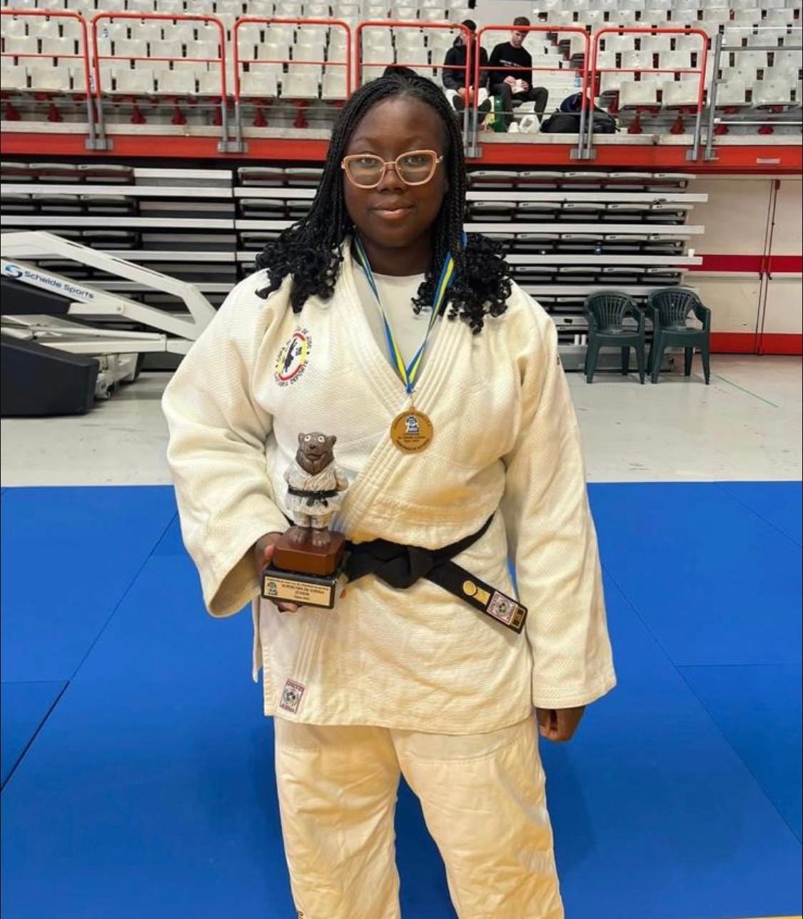 Mama Coulibaly medalla de oro en la Super Copa de España Junior