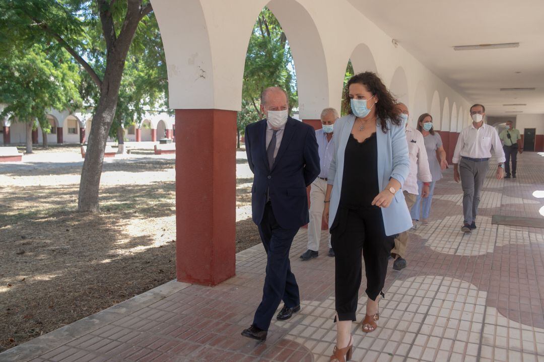 Imagen de archivo del presidente Villalobos y la diputada de Cohesión Social e Igualdad, Rocío Sutil