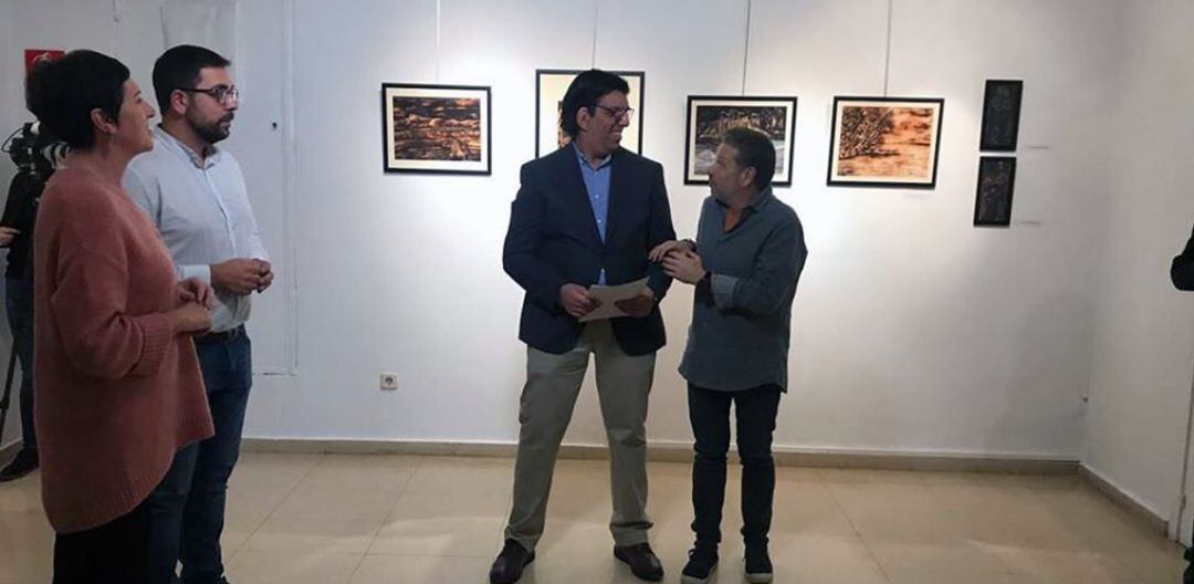 Juan Antonio Valero junto al presentador Alberto Chicote, que le ha elegido como uno de los protagonistas de su programa &#039;Auténticos&#039;