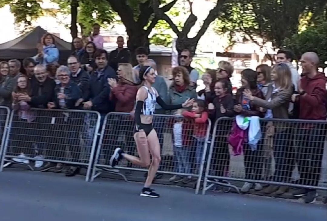 Celia Antón durante su reciente participación en la Milla de Aranda.