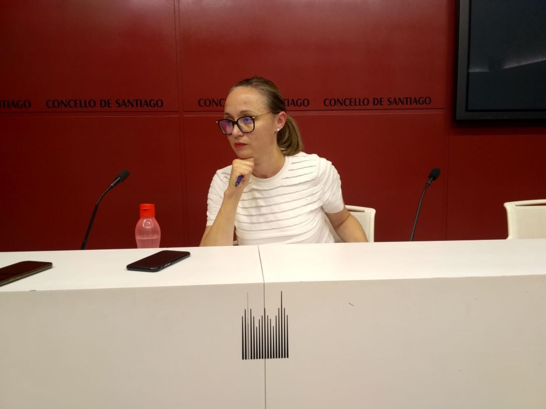 La concejala de Hacienda, Marta Abal, en rueda de prensa