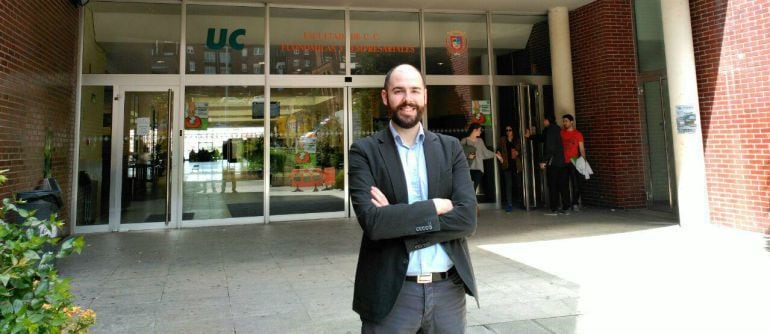 Julio Revuelta, secretario general de Podemos en Cantabria 