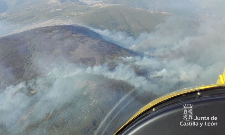 Imagen aérea del incendio