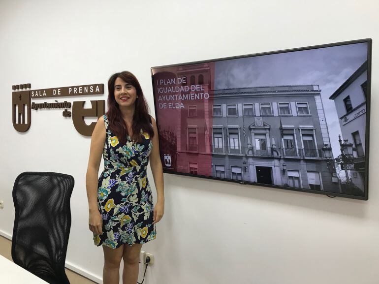 Alba García, concejala de Igualdad de Elda, sobre el I Plan de Igualdad Interno del Ayuntamiento