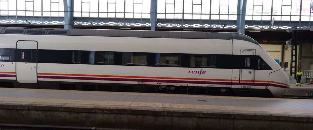 Tren en la Estación de San Cristóbal