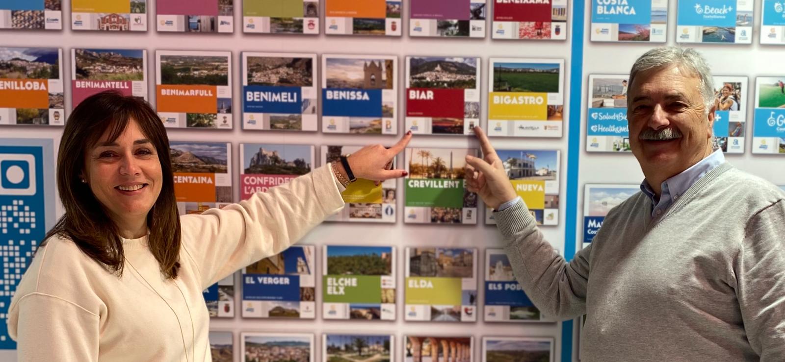 La Alcaldesa y el concejal de turismo de Biar