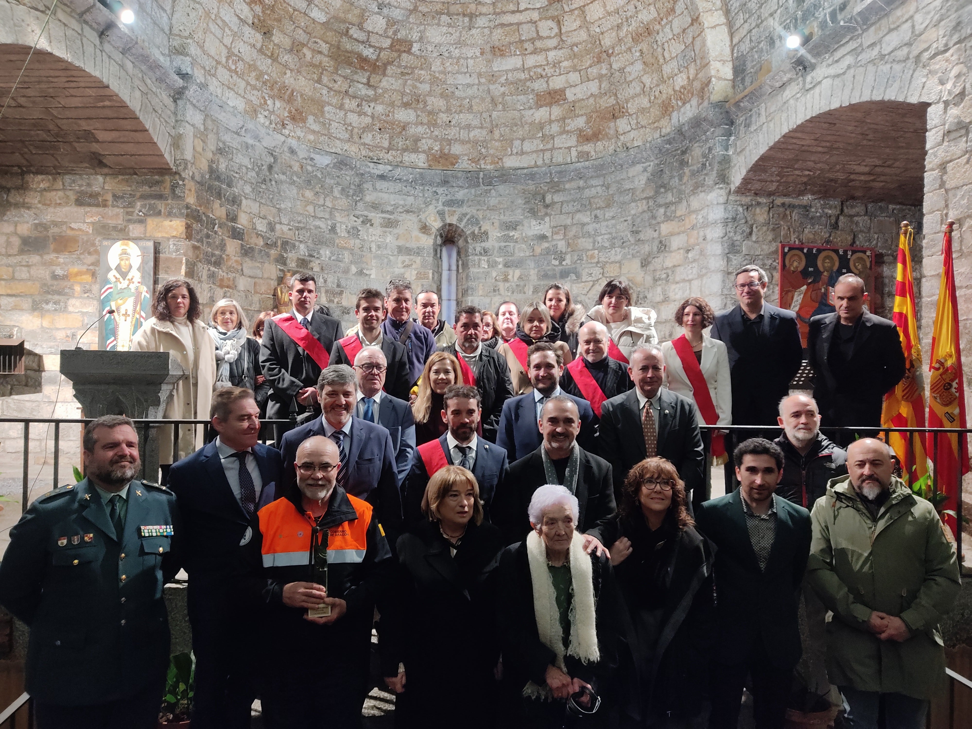 Foto de familia Premios Cruz de Sobrarbe 2025