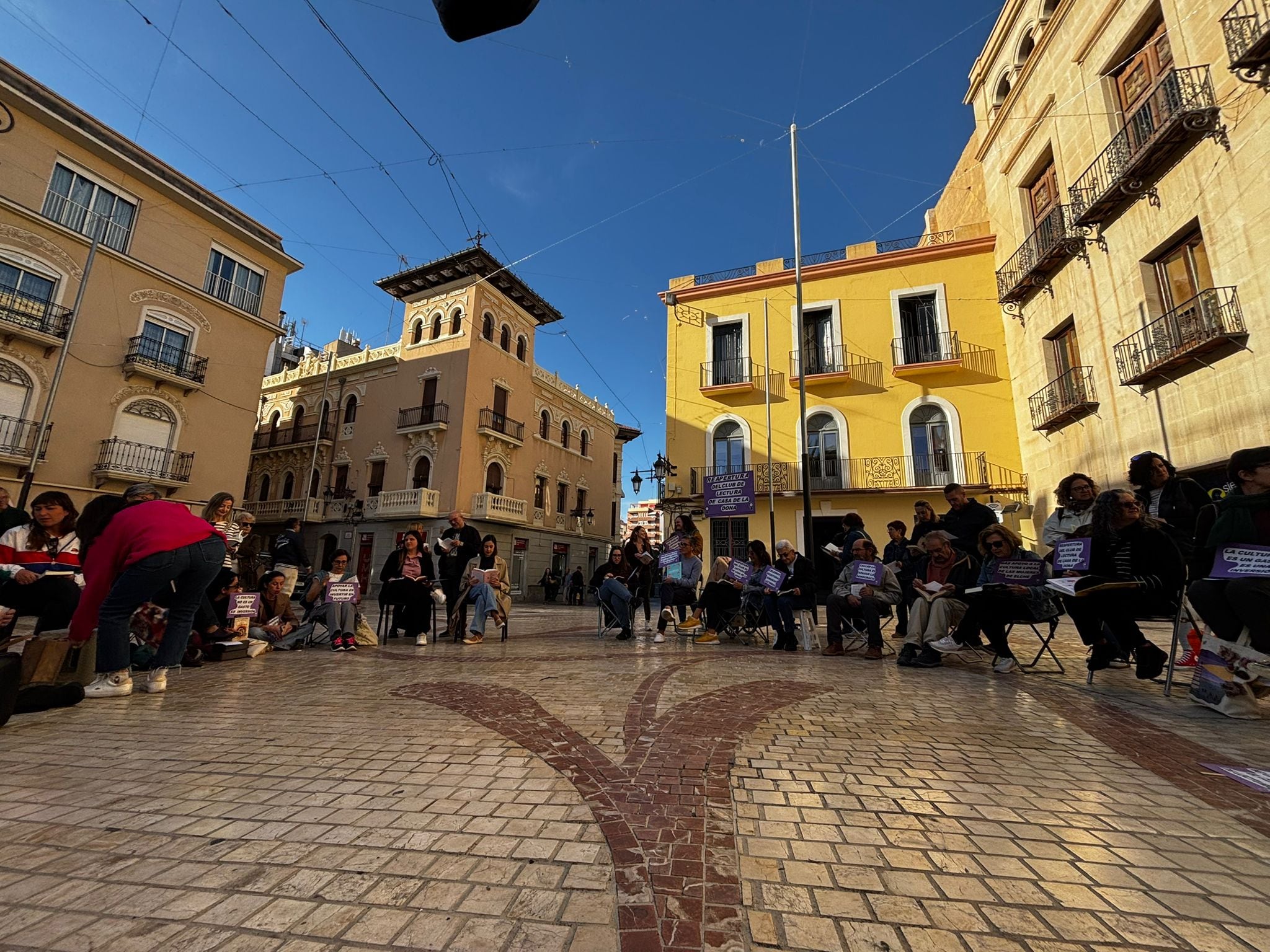 Protesta Club de Lectura de la Casa de la Dona