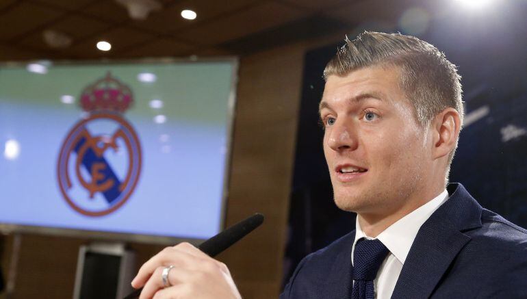 Toni Kroos comparece ante los medios tras su renovación