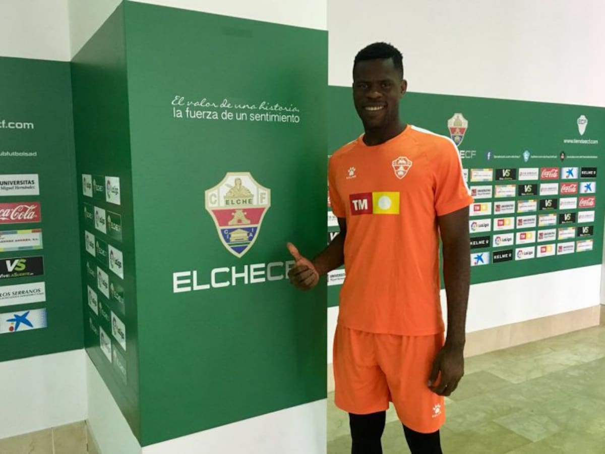 Francis se va a Chipre