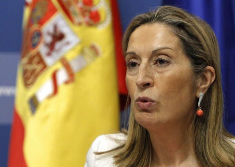 La ministra de Fomento anuncia que se desbloquean los accesos al nuevo Ikea