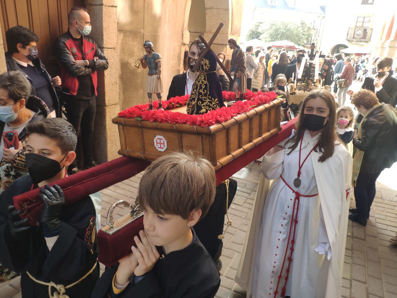 Procesión de los pequeños de las cofradías