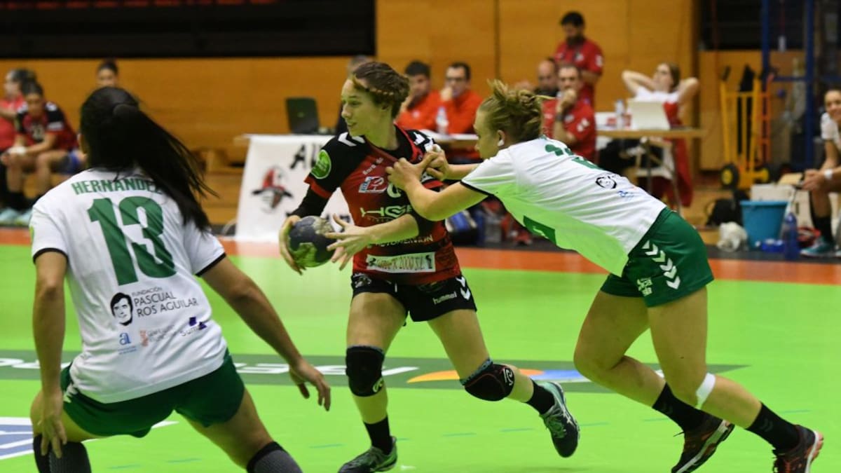 El Elche Mustang recibe en un gran momento al Bera Bera