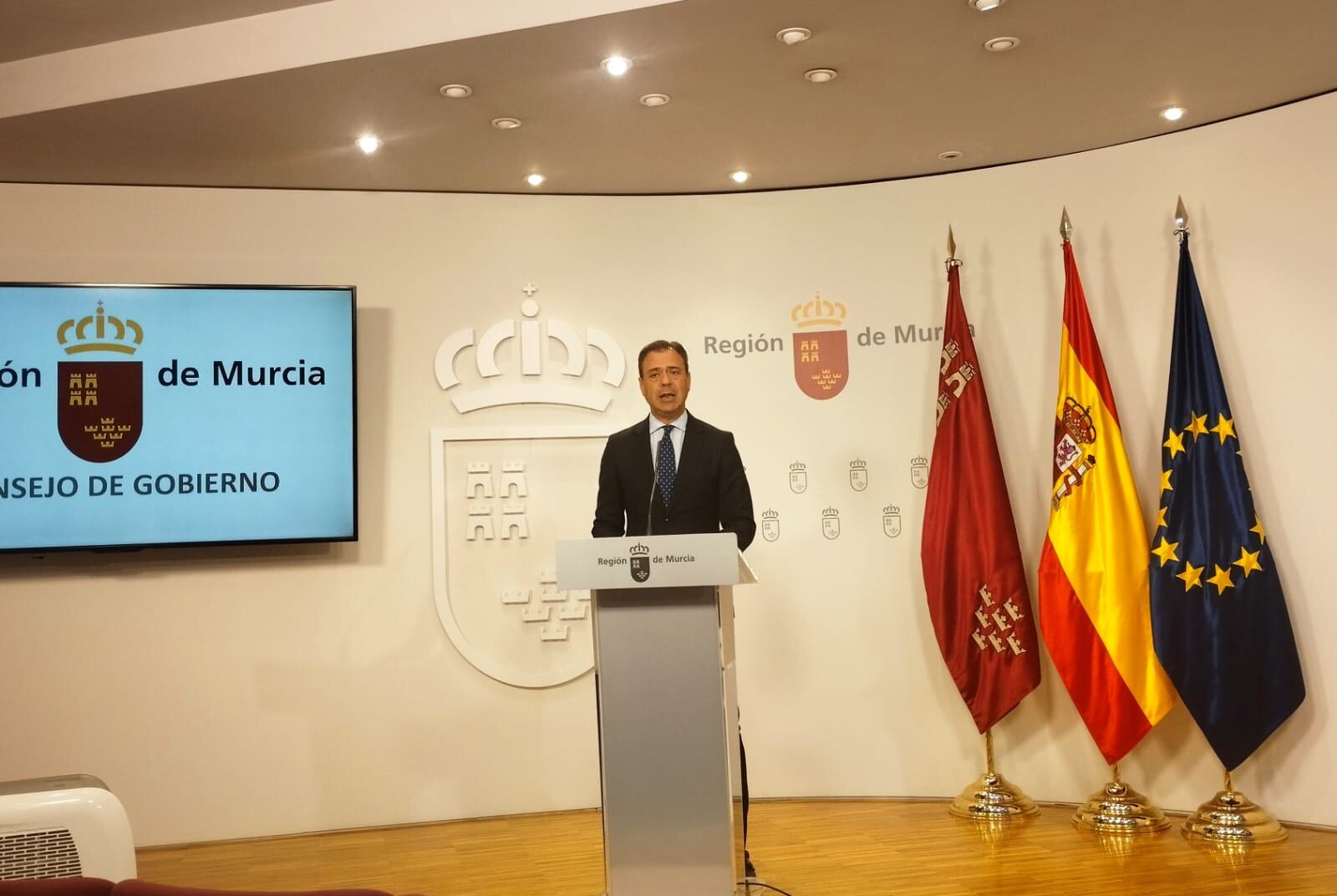 El consejero portavoz del Gobierno regional, Marcos Ortuño, este jueves en rueda de prensa