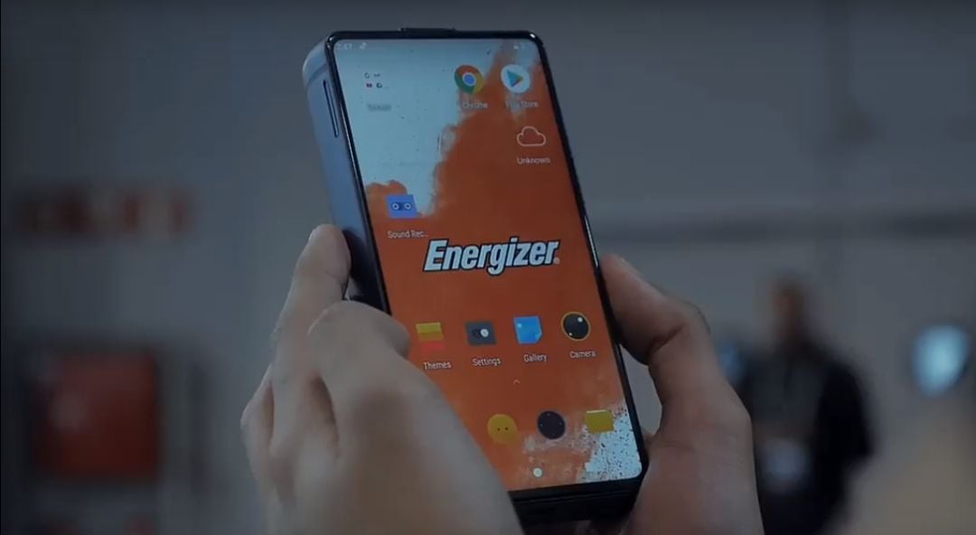 Así es el nuevo teléfono móvil de Energizer.