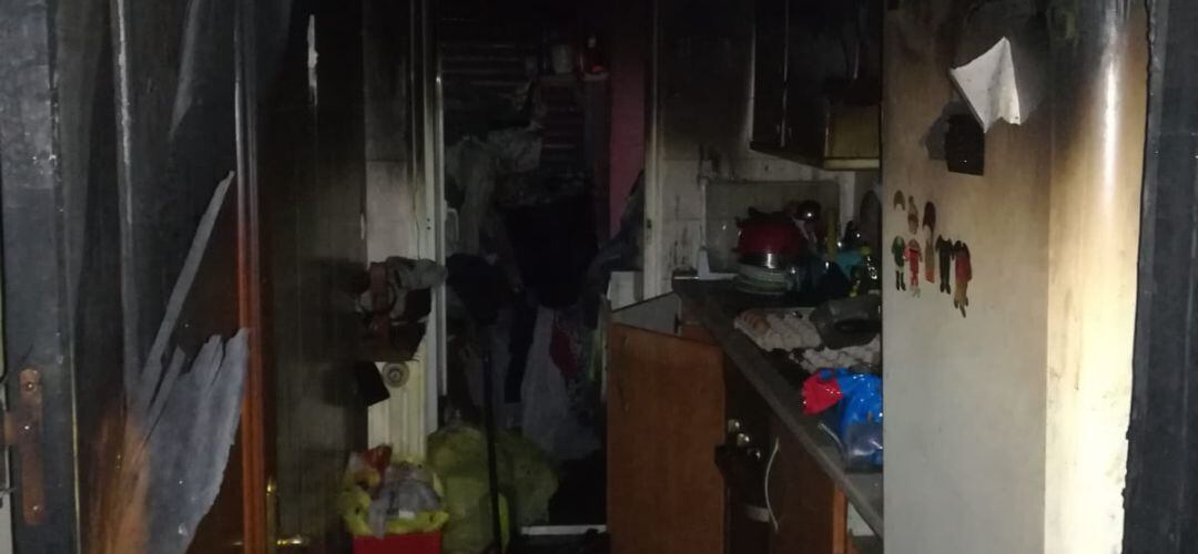 La vivienda ha quedado completamente calcinada