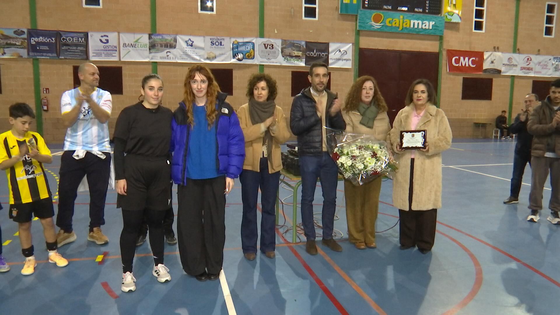 Foto de familia del homenaje a Joaquín Amérigo.