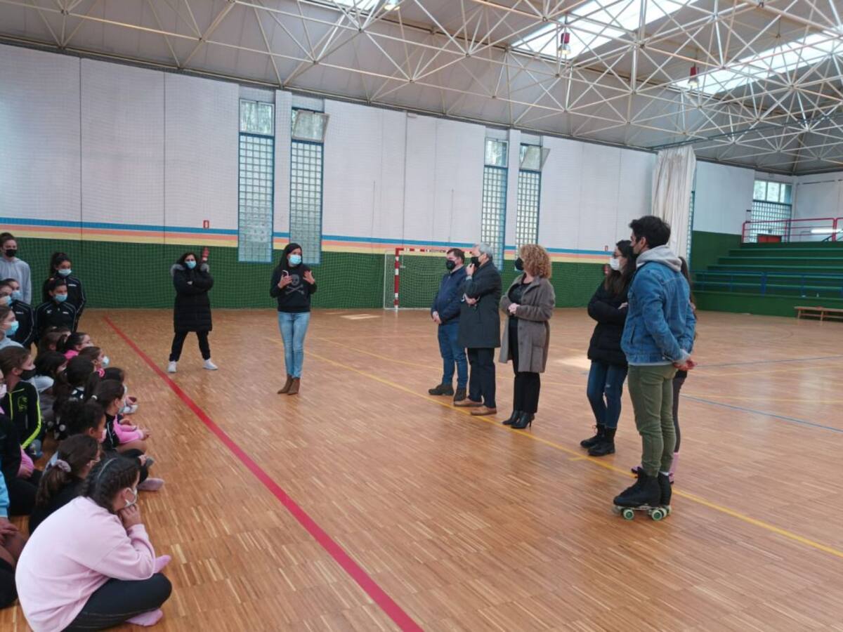 Mos sumérxese na patinaxe artística internacional de alto nivel