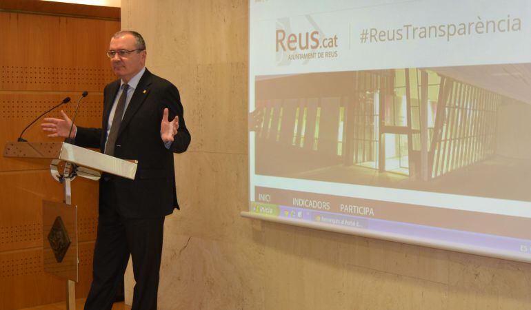L'alcalde Carles Pellicer ha presentat aquest dijous el nou portal #ReusTransparència