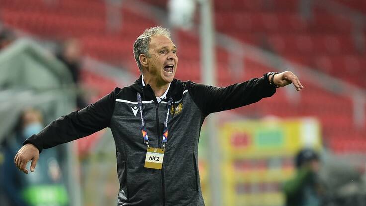 Joaquín Caparros: "El Sevilla tiene mejor plantilla que Real Madrid, Barcelona y Atlético"