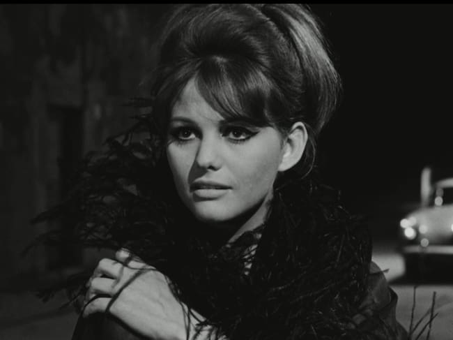 Claudia Cardinale en una escena de Ocho y medio