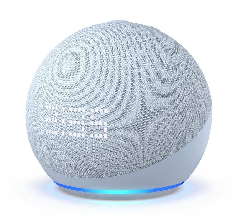 Echo Dot 5 con reloj