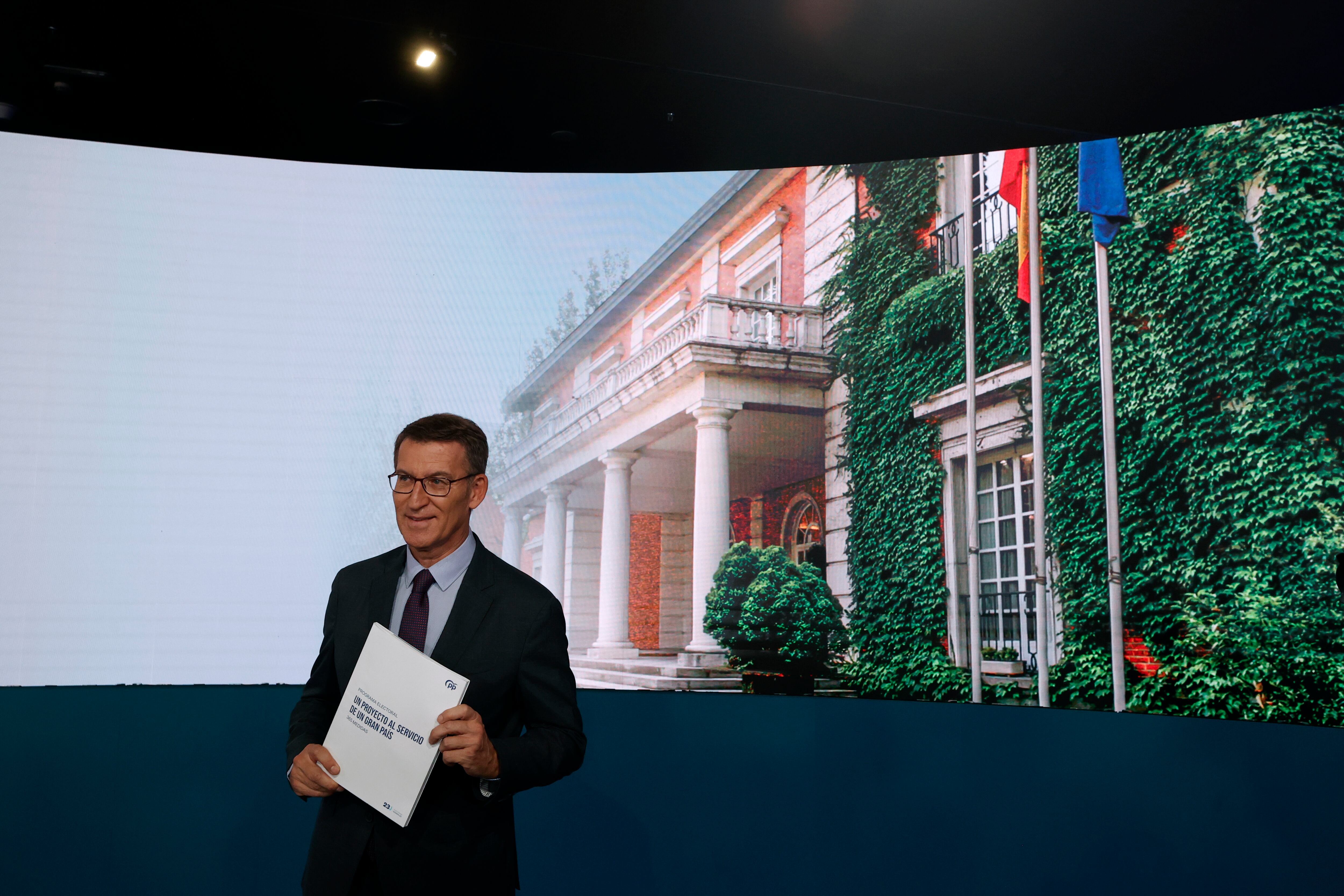 El presidente del PP, Alberto Nuñez Feijóo, durante la presentación del programa electoral del Partido Popular a las elecciones generales del 23 de julio.