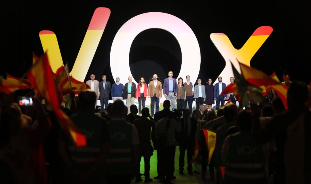 Santiago Abascal lidera una reunión de VOX