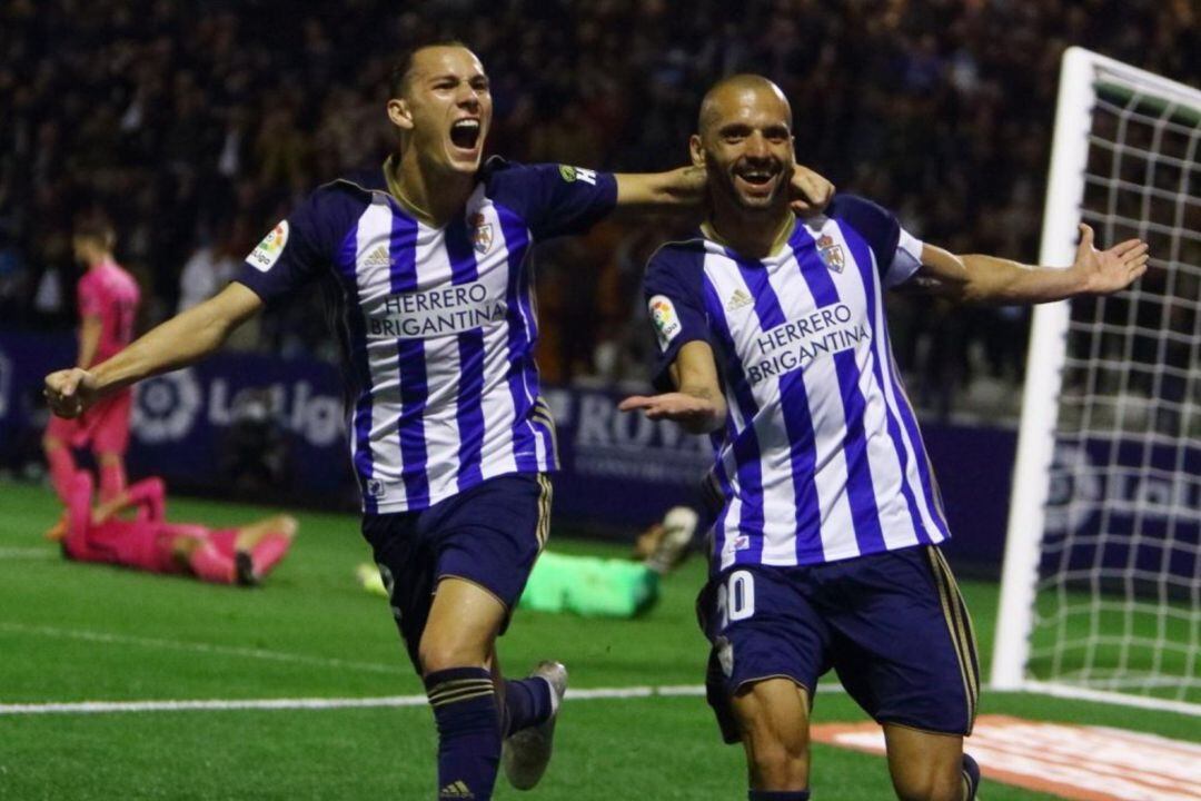 La Ponferradina sigue escalando puestos en la Liga Smartbank