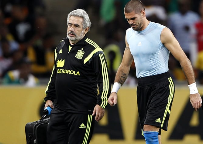 Valdés sufrió una posible rotura en un gemelo y tuvo que salir del terreno de juego en el amistoso de España ante Sudáfrica.