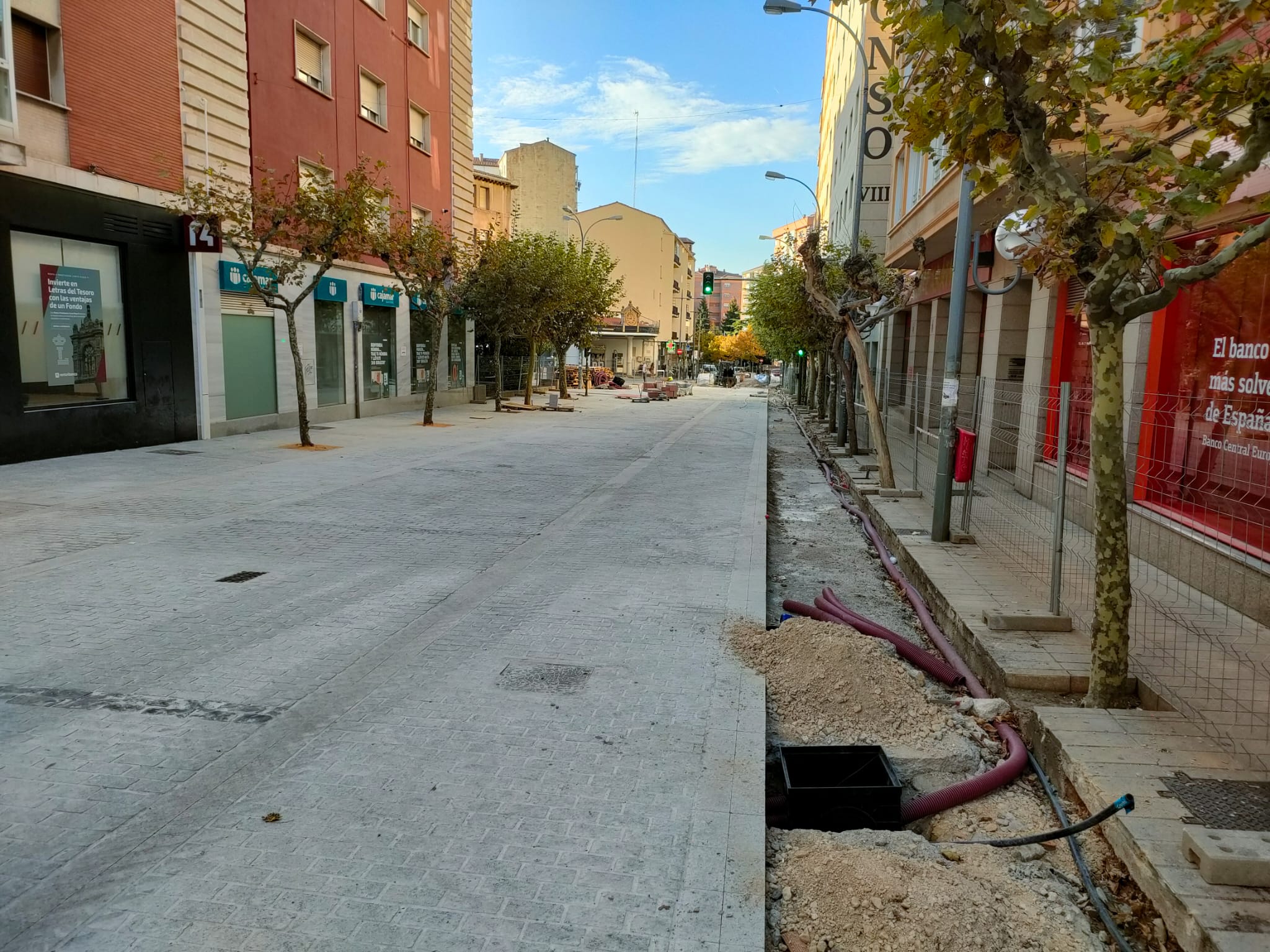 Obras en la calle Alfonso VIII de Soria.