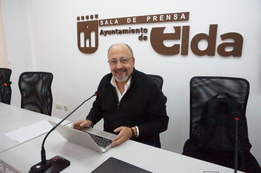 El edil no adscrito del Ayuntamiento de Elda, Paco García.
