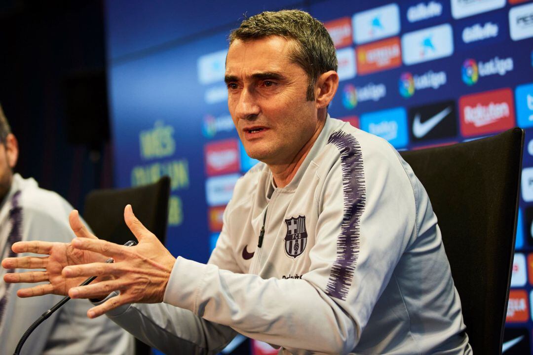 Ernesto Valverde en rueda de prensa.