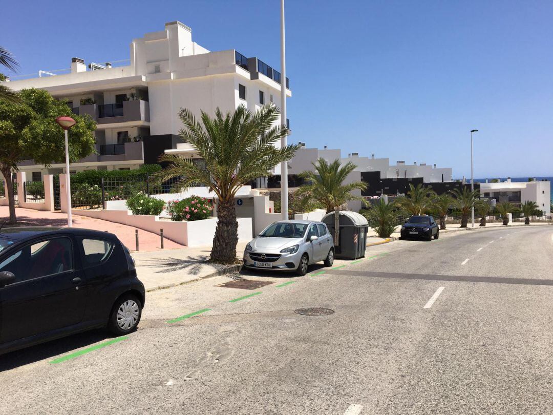 Zona verde de aparcamiento en rotación en Arenales