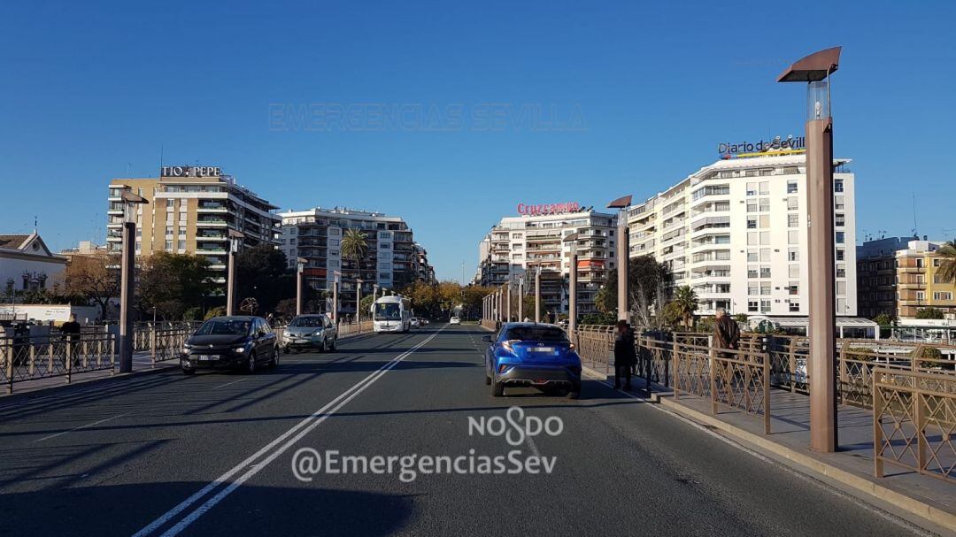 Imagen del Puente de San Telmo en Sevilla