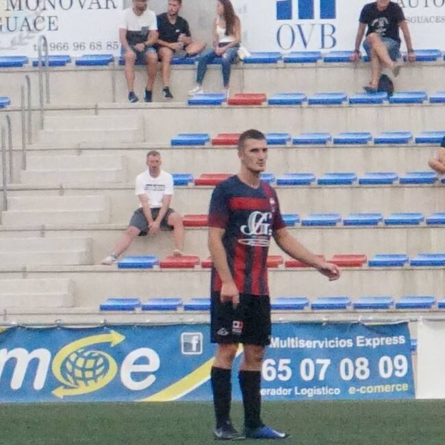 Josan Ruiz apenas ha gozado de la confianza de Santi Rico