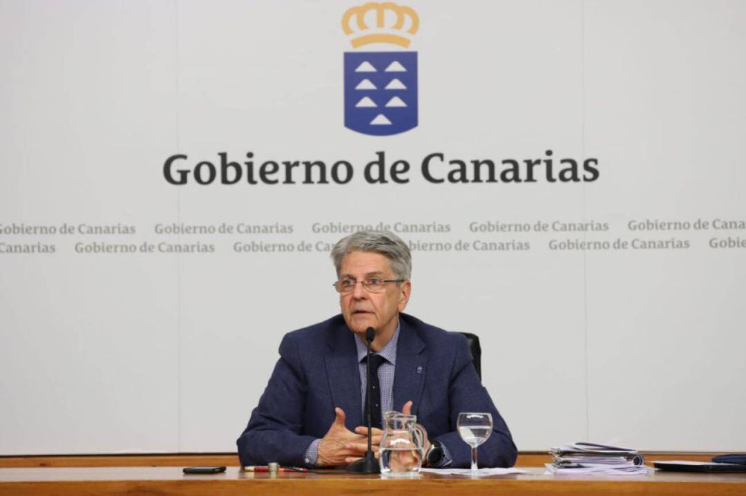 Julio Pérez, consejero de Sanidad