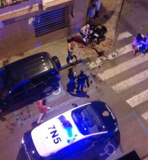 Imágenes del altercado entre dos hombres que acabó con un herido por arma blanca en Vila-real.