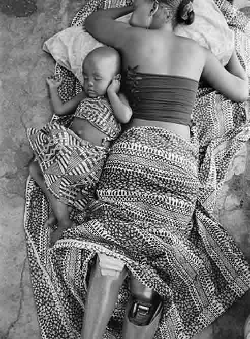 El otro español premiado es Mikel Urretavizcaya, en la categoría de Iberoamericano por un reportaje emitido en el canal ETB