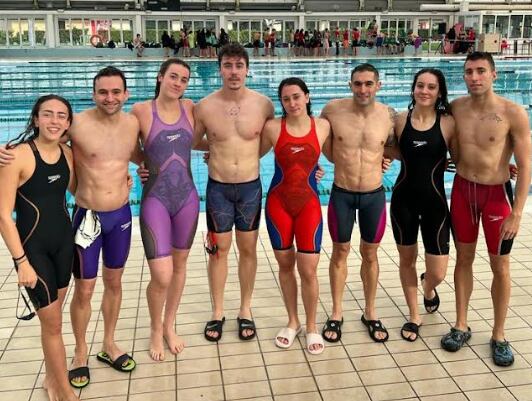 Nadadores de Zoiti'89 en Pamplona