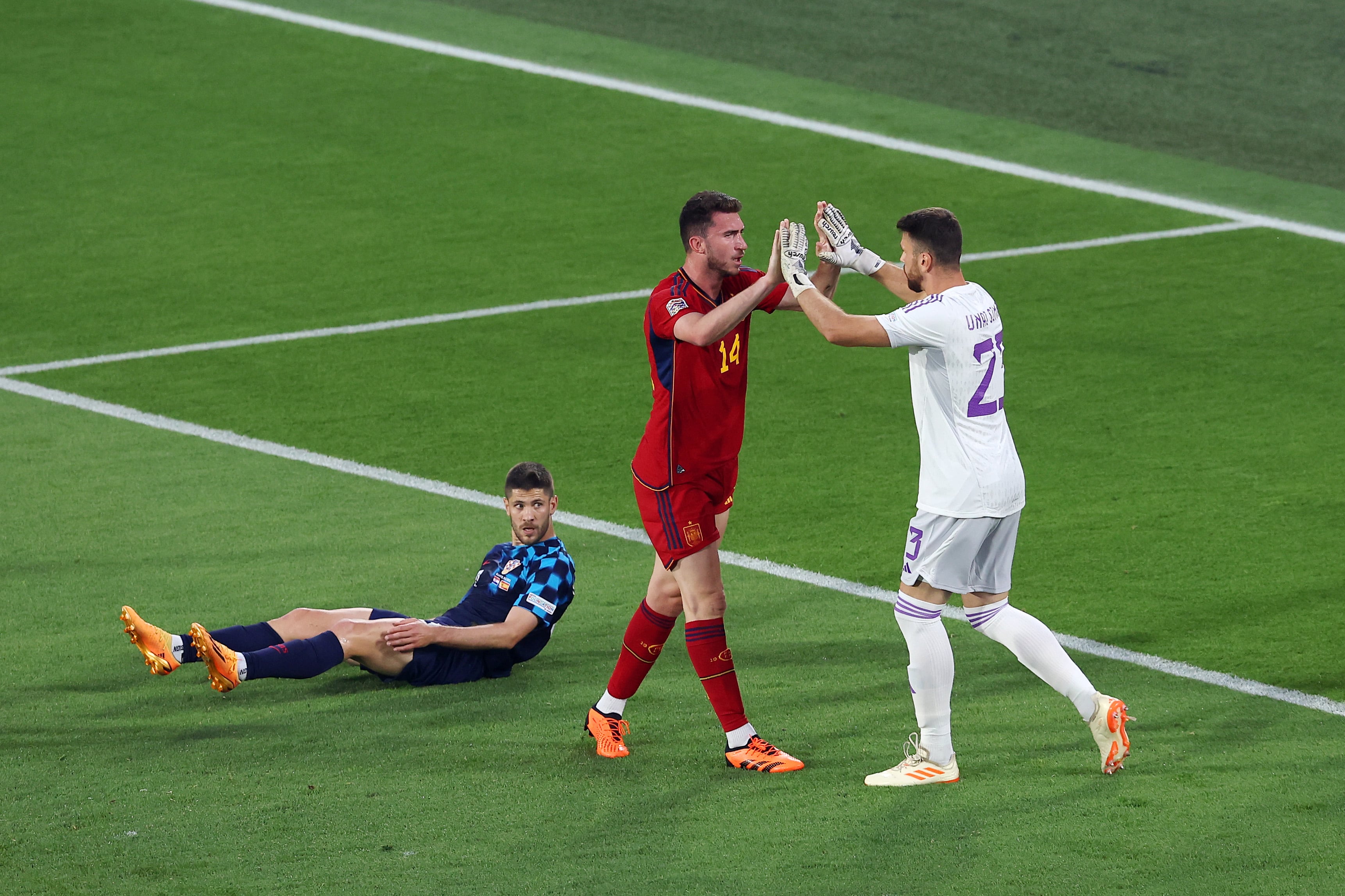 ROTTERDAM, NETHERLANDS - JUNE 18: Aymeric Laporte and Unai Simon of Spain react during the UEFA Nations League 2022/23 final match between Croatia and Spain at De Kuip on June 18, 2023 in Rotterdam, Netherlands. (Photo by Christopher Lee - UEFA/UEFA via Getty Images)