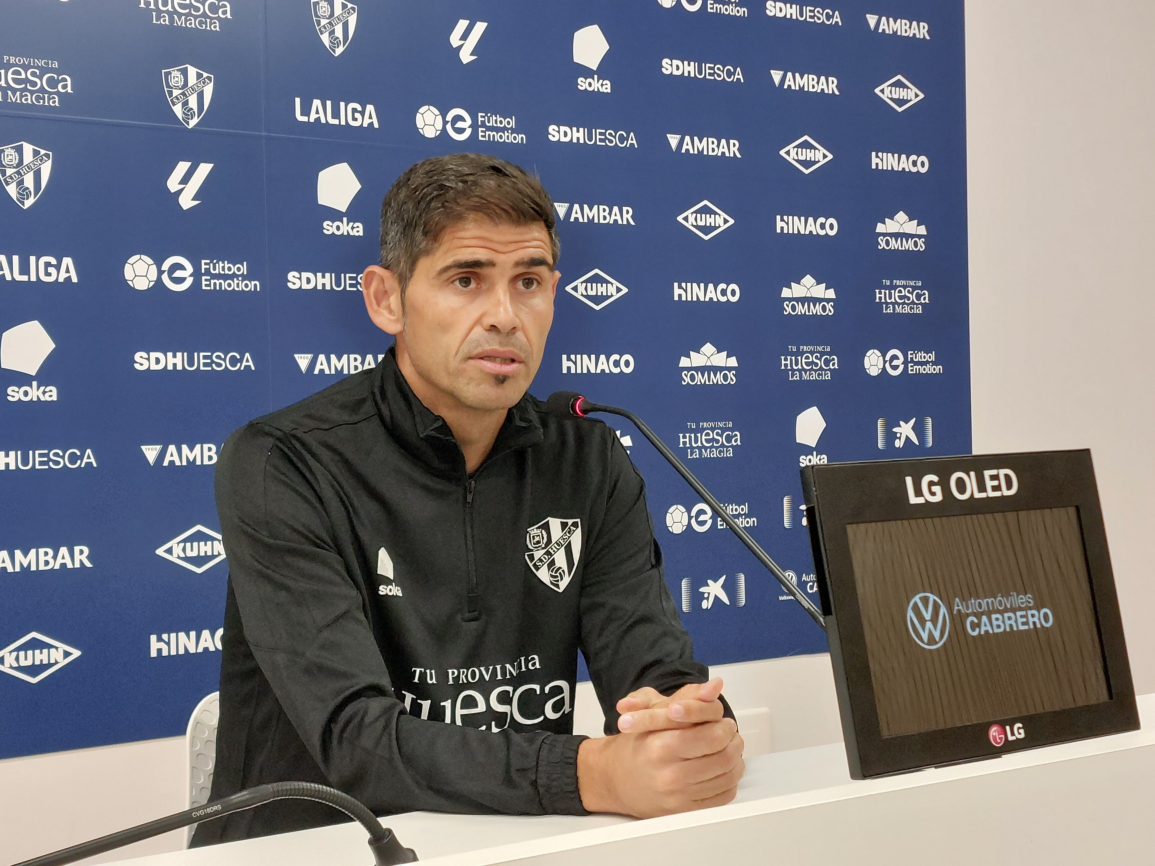 Antonio Hidalgo, entrenador de la SD Huesca