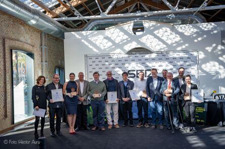 Foto de familia de los galardonados.