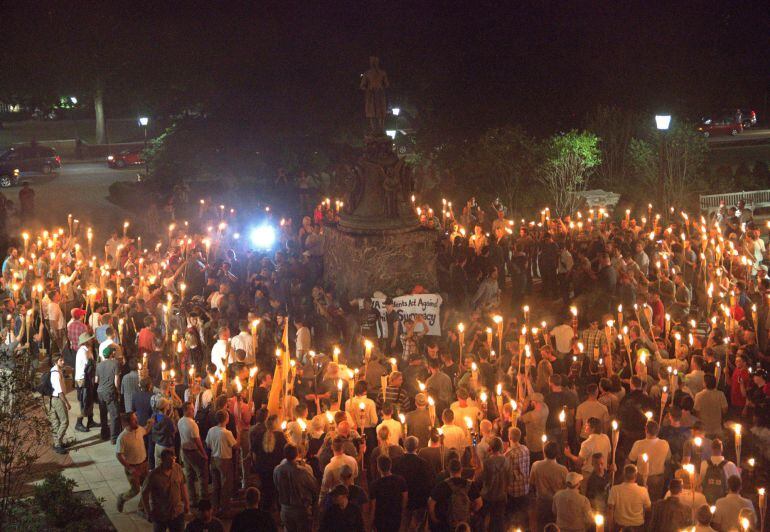 Momento en el que los manifestantes llegaron a la plaza.