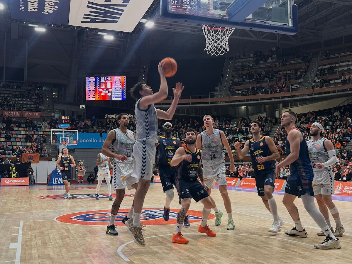 El CB Zamora roza la sorpresa en casa del líder