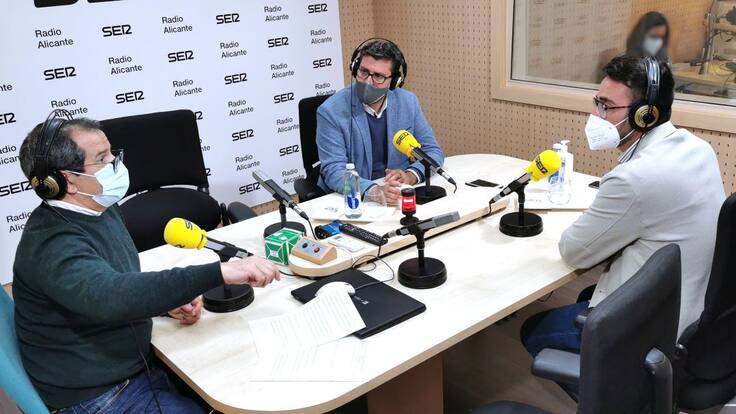 Entrevista a Adrián Santos y Javier Gutiérrez en Hoy por hoy Alicante (20-04-21)