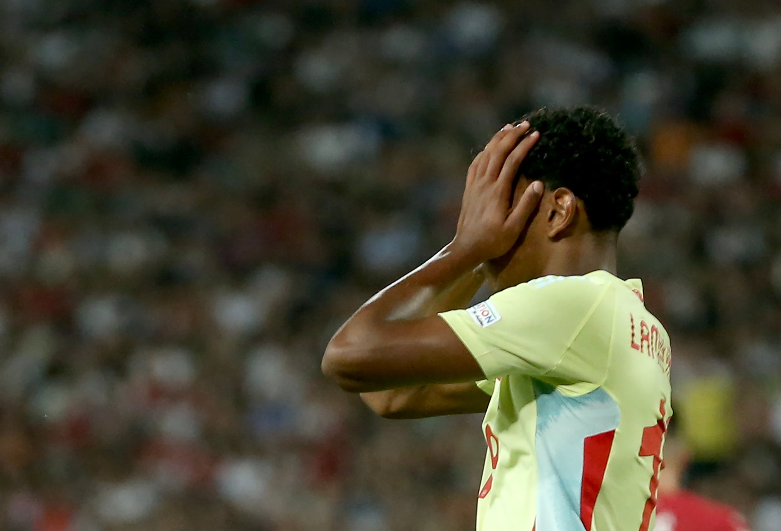 Belgrade (Serbia), 15/04/2020.- Lamine Yamal of Spain puts his hands on his face during the UEFA Nations League group D soccer match between Serbia and Spain in Belgrade, Serbia, 05 September 2024. (España, Belgrado) EFE/EPA/ANDREJ CUKIC
