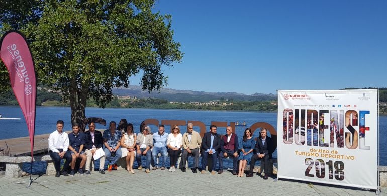 Presentación en el Náutico de Castrelo de Miño, de la Coupe de la Jeunesse  de Remo 2021.